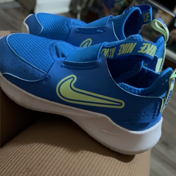 Nike Flex Runner 3 - Picture 5 of 8